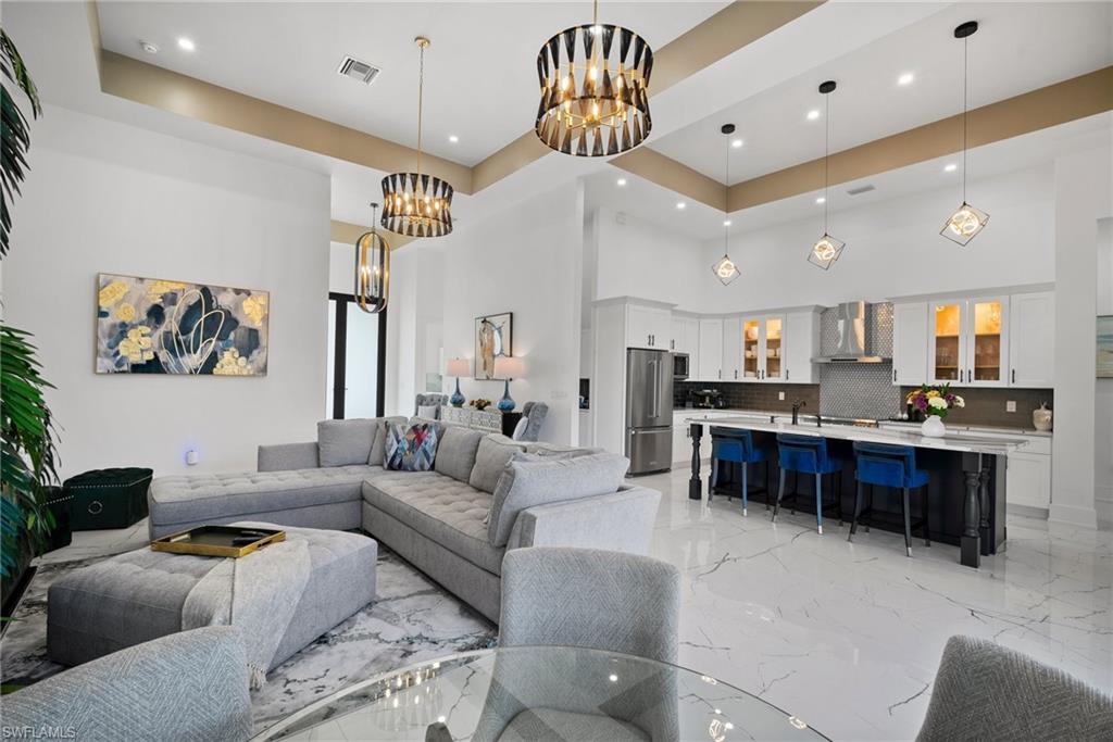 MARCO ISLAND - Residential Lease