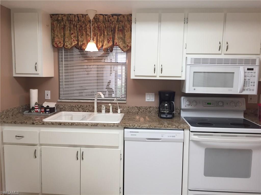 WHISKEY CREEK VILLAGE GREEN - Residential