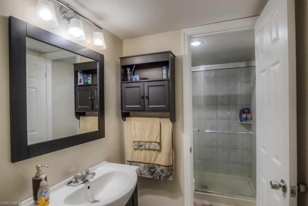 VILLAGE OF CEDARBEND - Residential