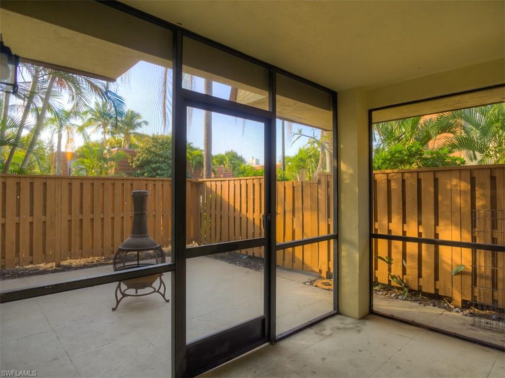 VILLAGE OF CEDARBEND - Residential