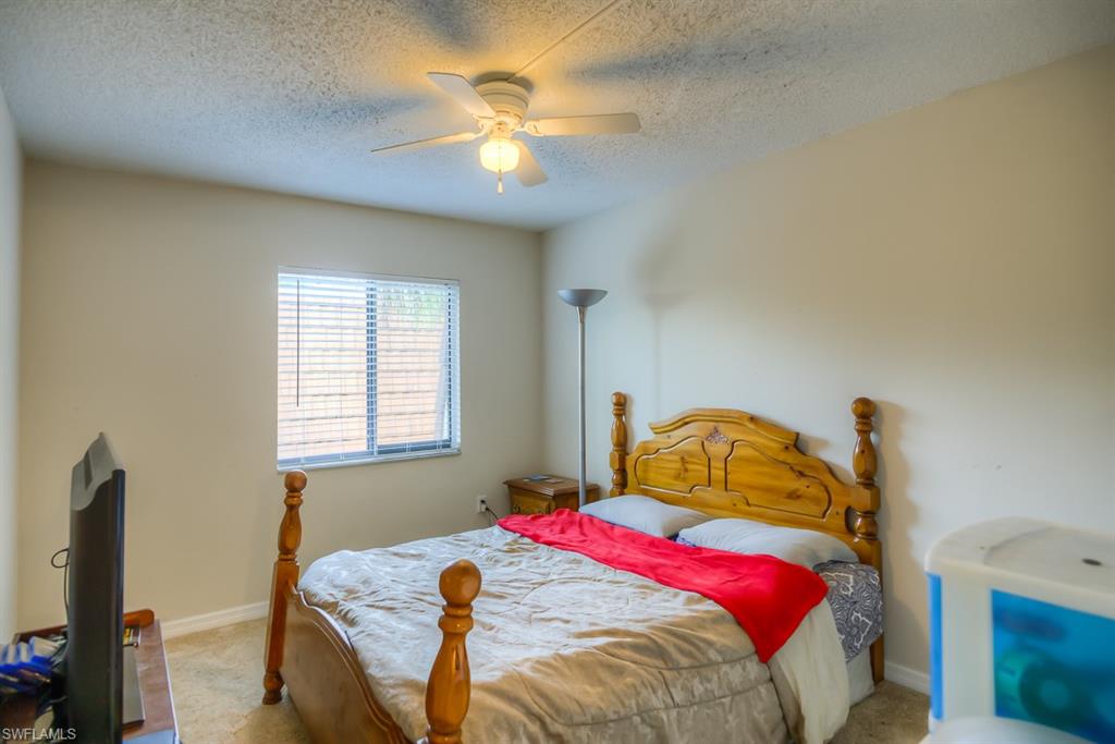 VILLAGE OF CEDARBEND - Residential