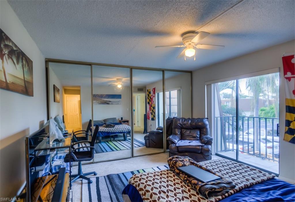 VILLAGE OF CEDARBEND - Residential