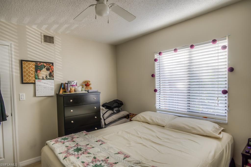 VILLAGE OF CEDARBEND - Residential