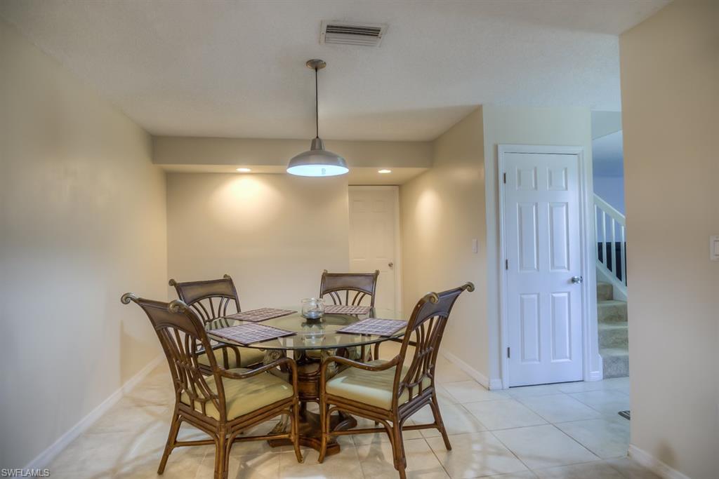 VILLAGE OF CEDARBEND - Residential