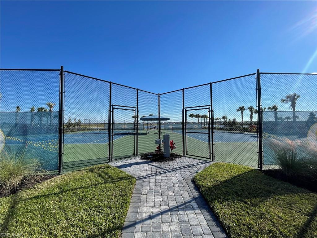 SKYSAIL - Residential Lease