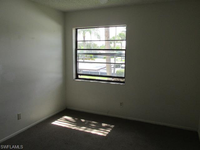 BOCA CIEGA MANOR - Residential