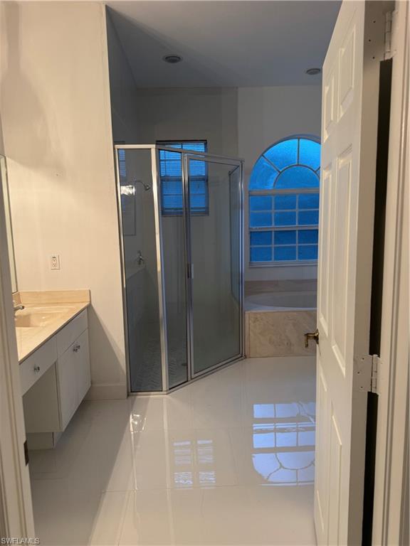 GOLDEN GATE ESTATES - Residential Lease