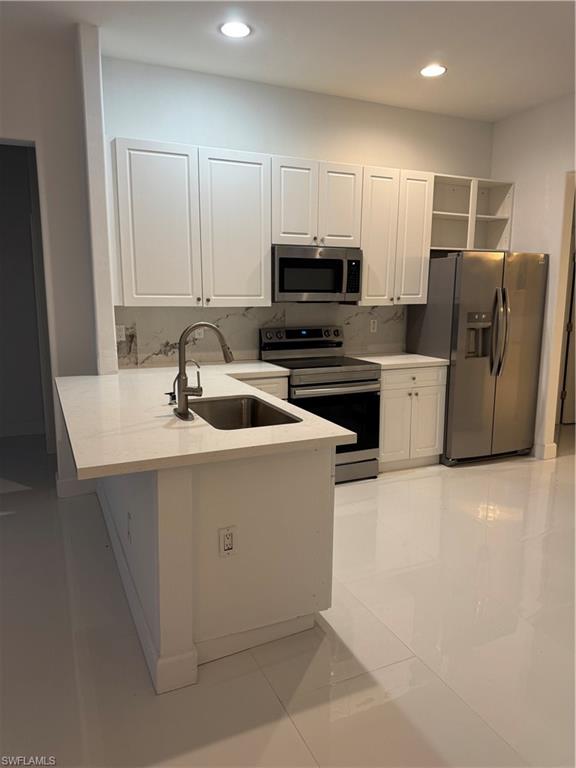 GOLDEN GATE ESTATES - Residential Lease