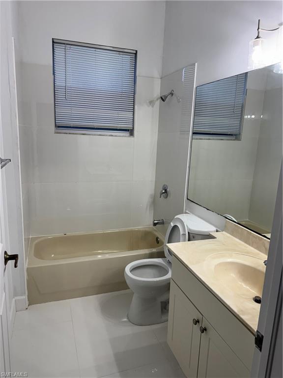 GOLDEN GATE ESTATES - Residential Lease