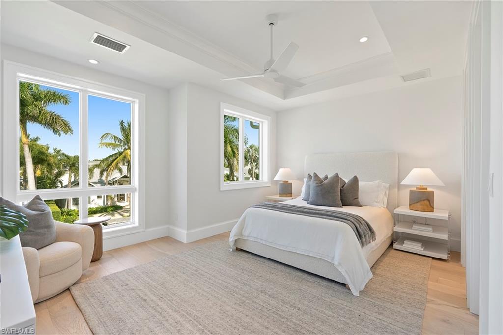 OLDE NAPLES - Residential