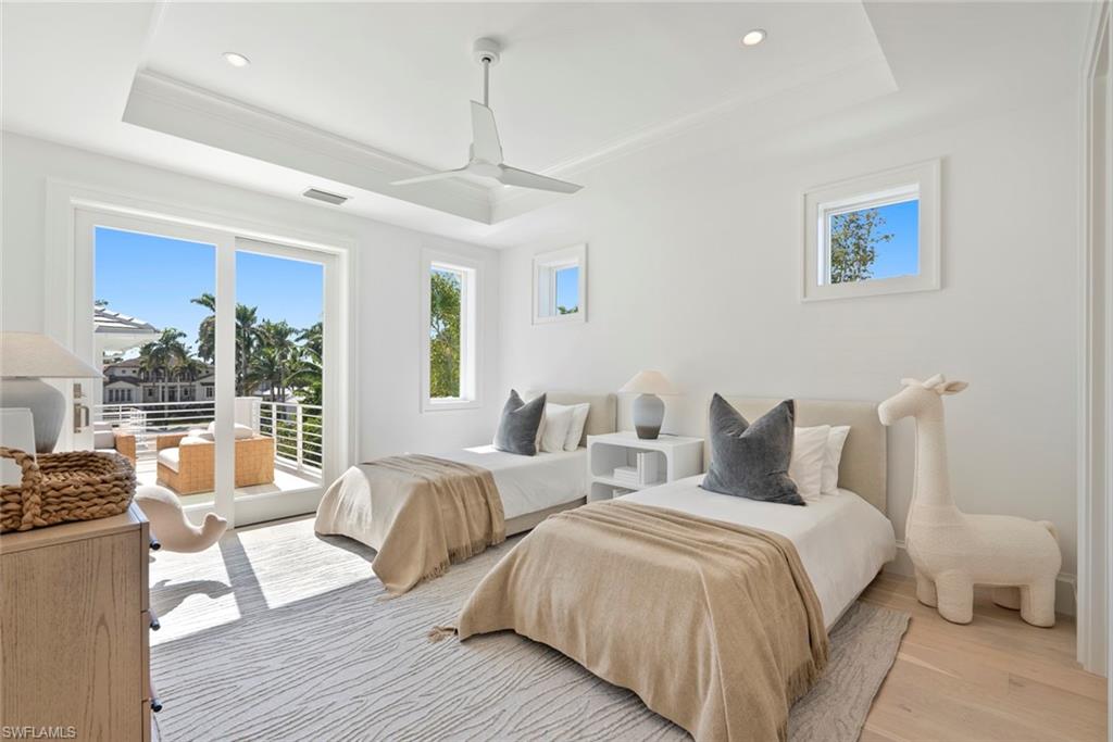 OLDE NAPLES - Residential