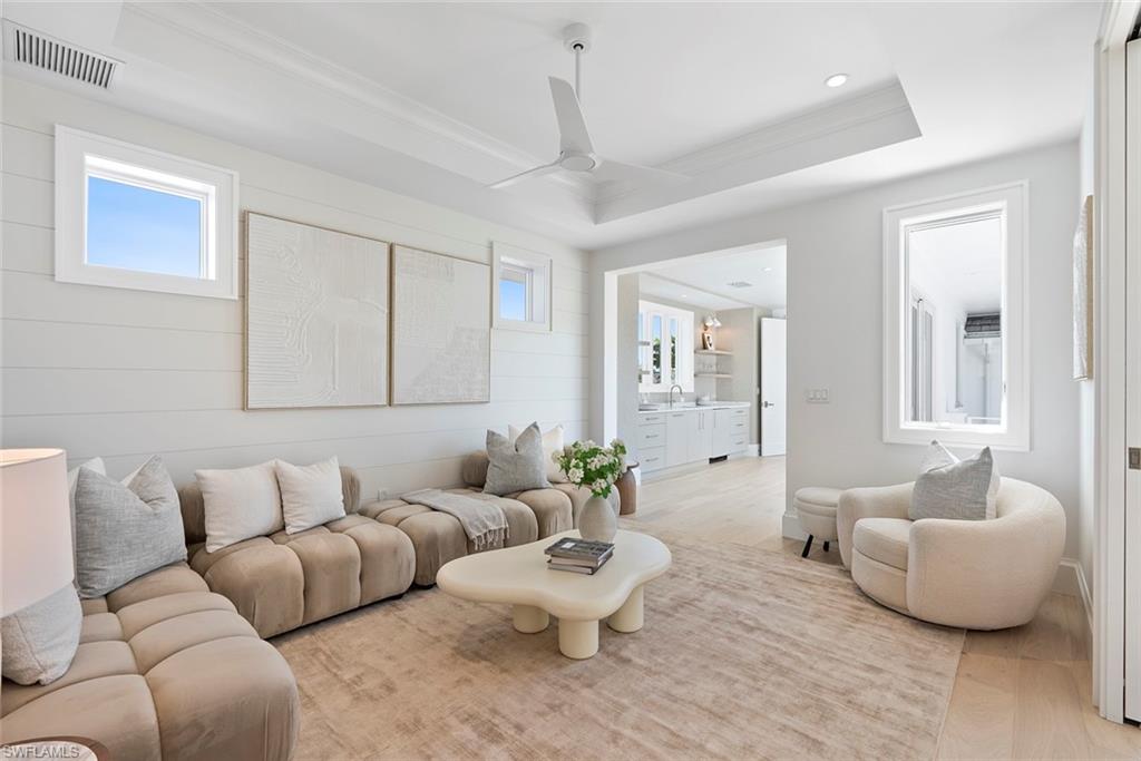 OLDE NAPLES - Residential