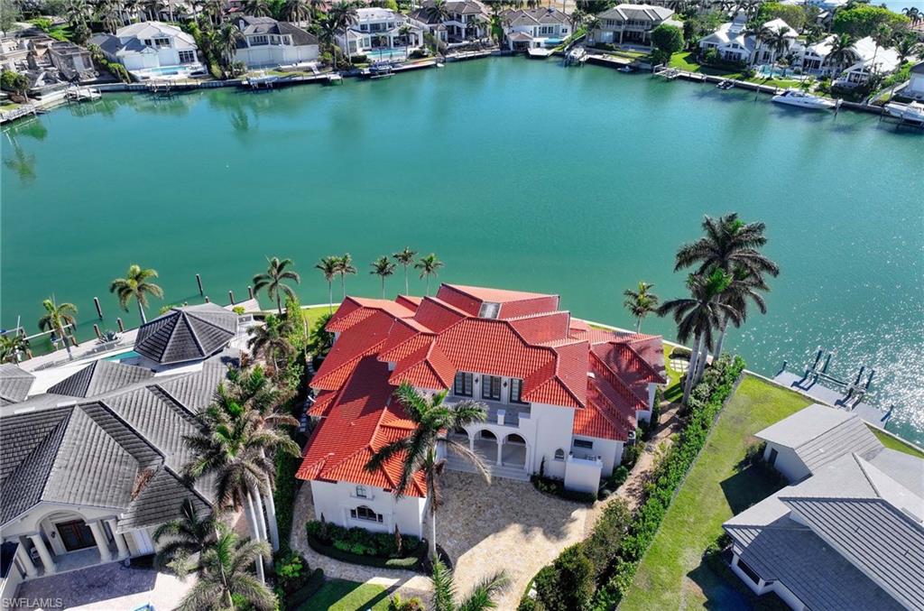 MOORINGS - Residential