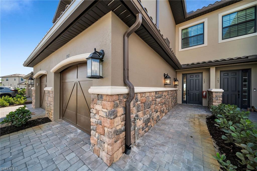 ESPLANADE BY THE ISLANDS - Residential Lease