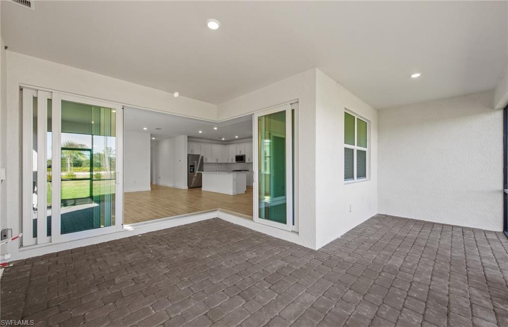 TERRAWALK - Residential