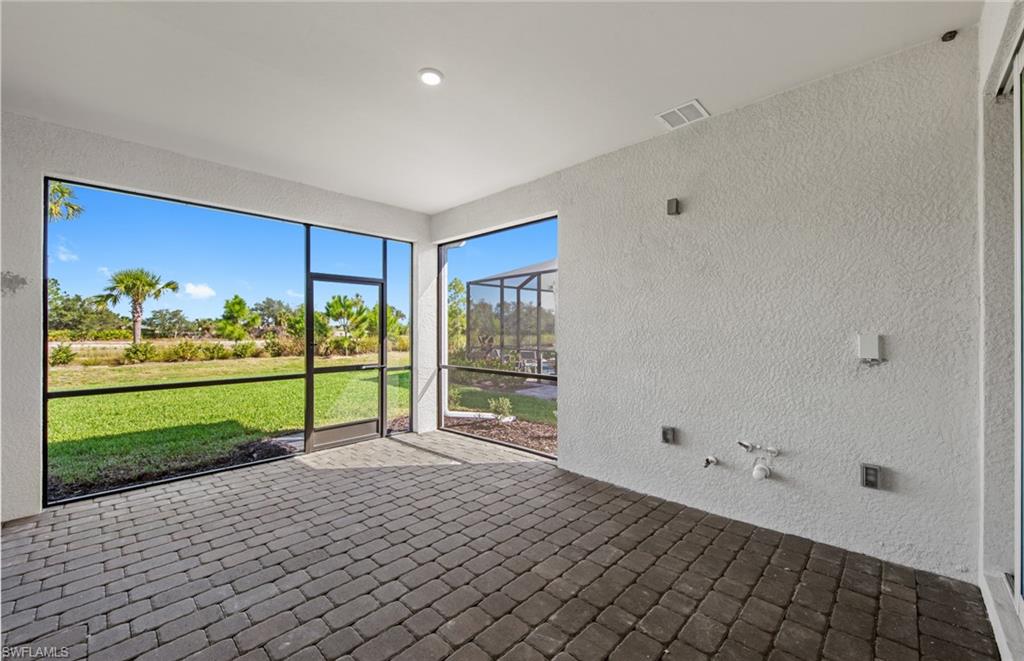 TERRAWALK - Residential