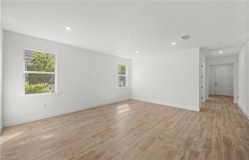 TERRAWALK - Residential