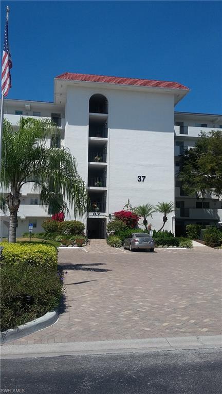 HIGH POINT COUNTRY CLUB - Residential