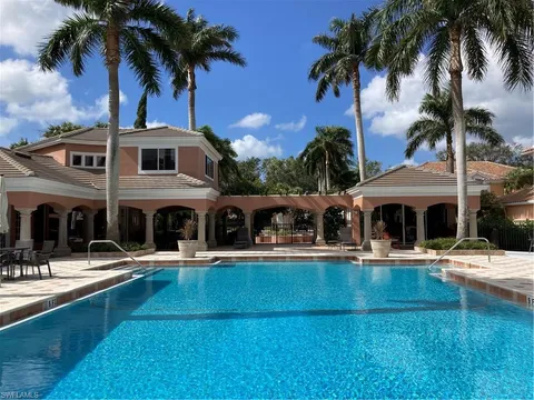 505 Via Veneto Unit 8-201, Naples, FL 34108 - #: 224093595