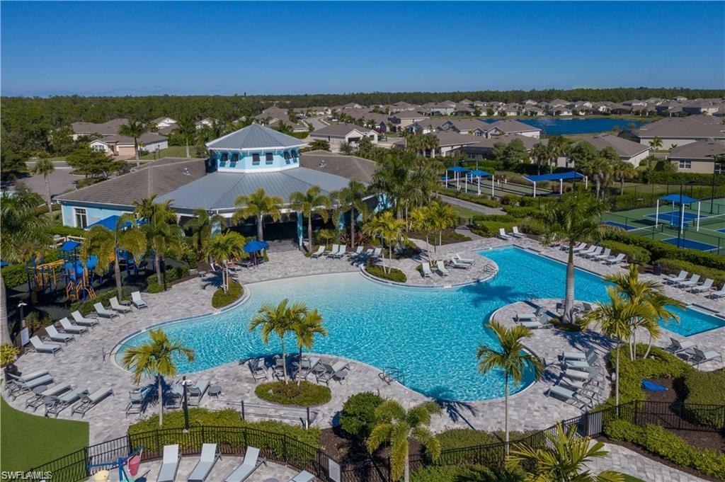 ENTRADA - Residential