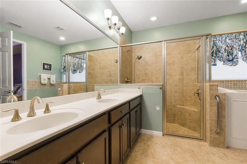 ENTRADA - Residential