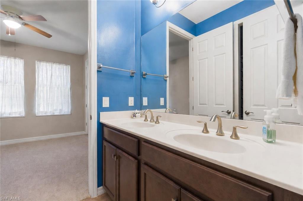 ENTRADA - Residential