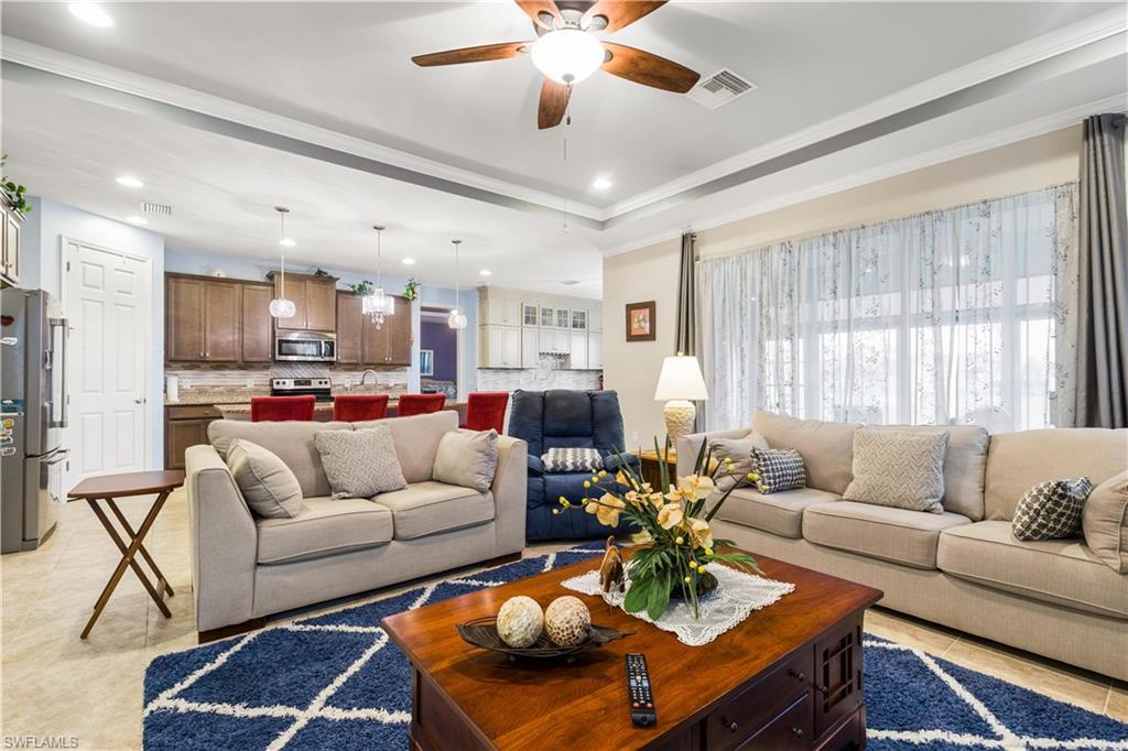 ENTRADA - Residential