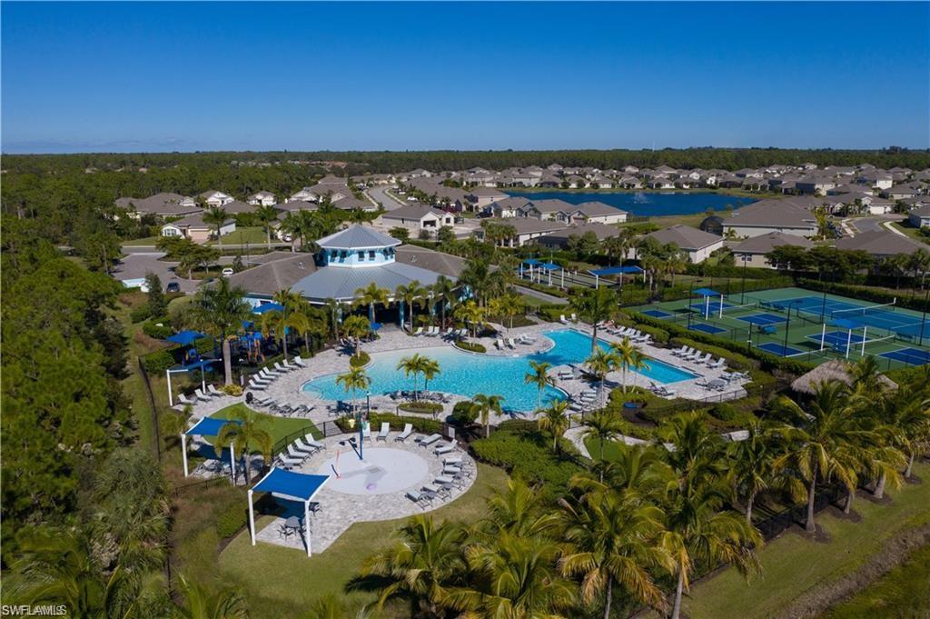 ENTRADA - Residential