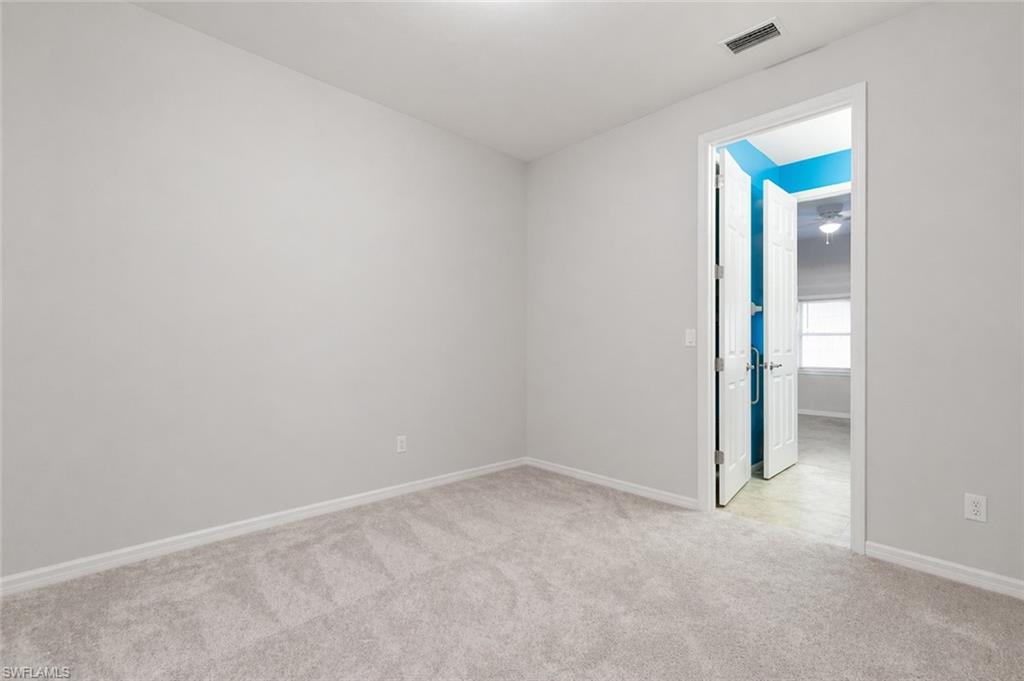 ENTRADA - Residential