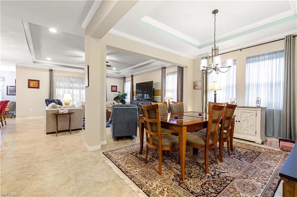 ENTRADA - Residential