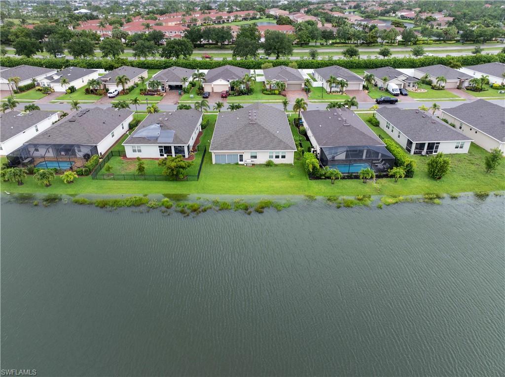 ENTRADA - Residential