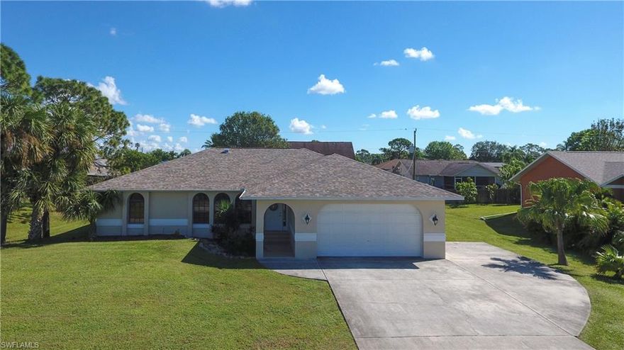 This 3 lot home is a great family home with 3 Bedrooms, 2 full baths , Inside Laundry Room, family Dining and Living room.  In the Kitchen you have newer Stainless Steel appliances and Tile Backsplash with a window to enjoy overlooking the Pool and Sun Deck.  The Bedrooms are split and the Master Bedroom is huge with a walk in Master Bedroom Closet and spacious Bath.  You will Love the Location...close to shopping and schools.  This is truly a "Don't Wait"...come make this your new home today!!!