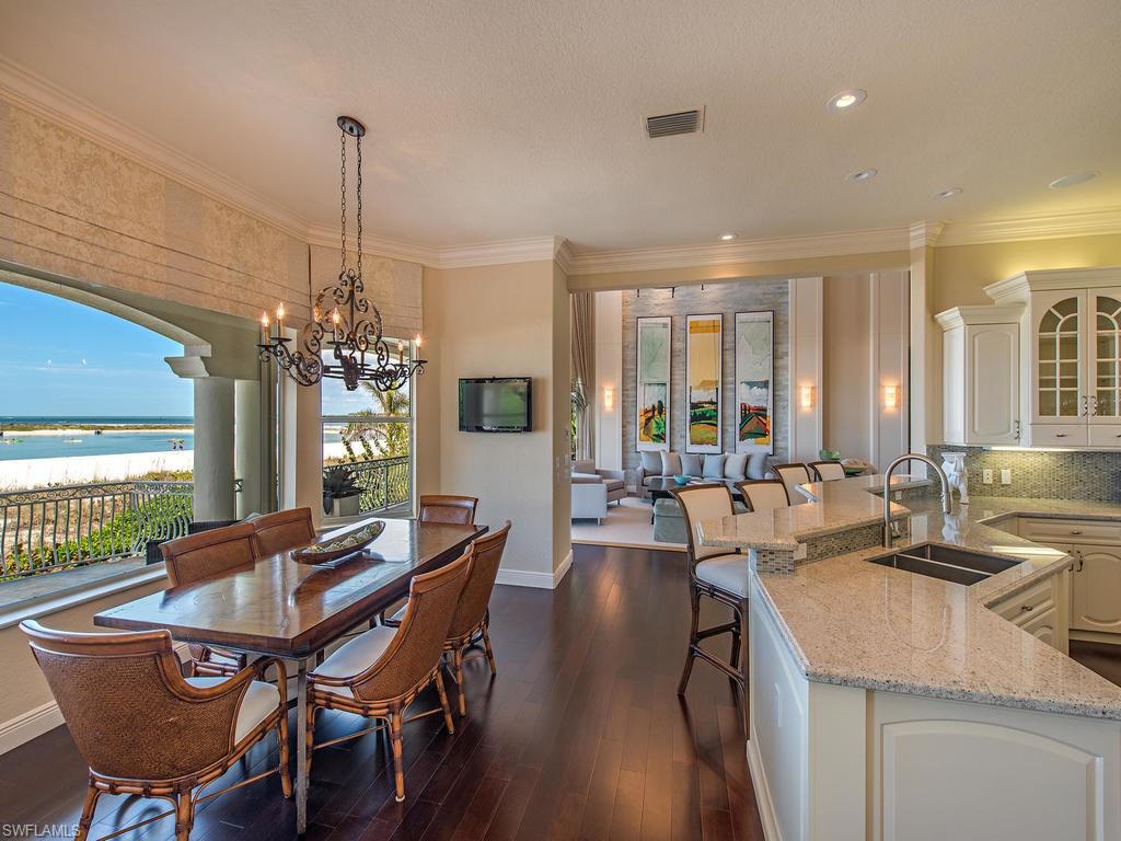 HIDEAWAY BEACH - Residential