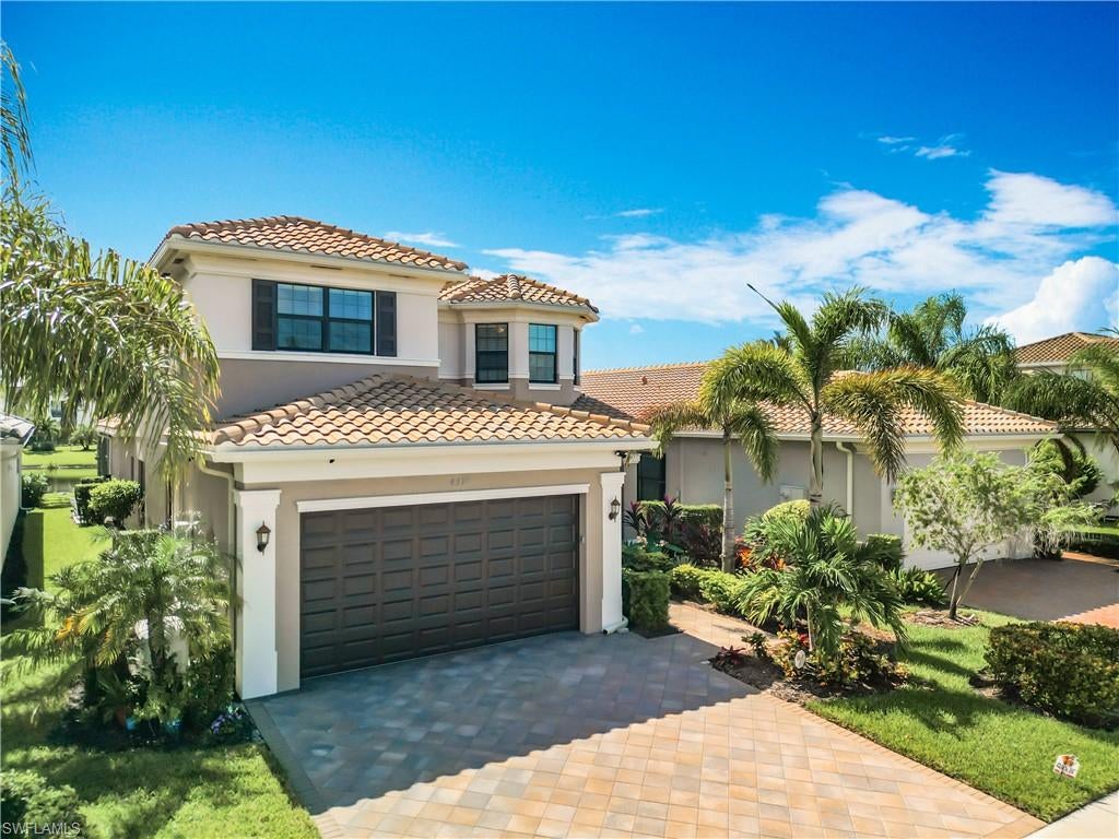 4310 Aurora ST