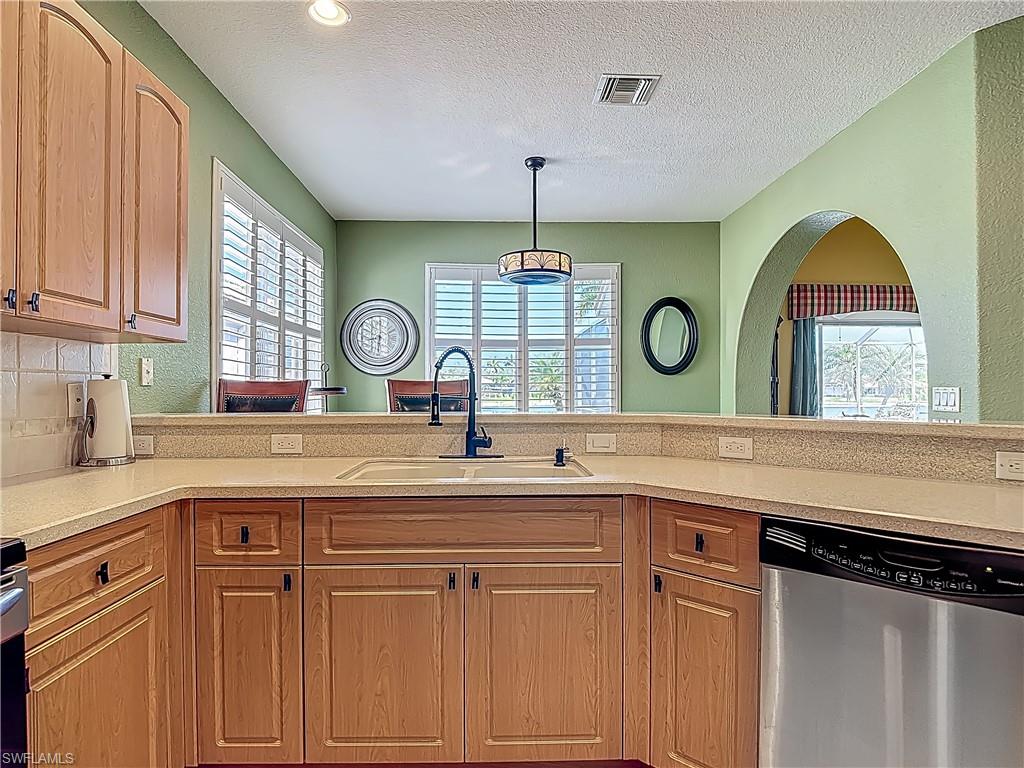 HERONS GLEN - Residential