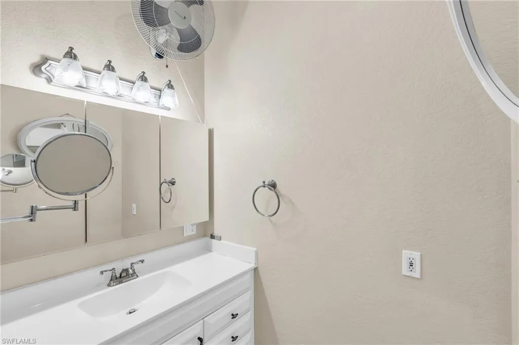 North Fort Myers, Florida, 33917, United States, 3 Bedrooms Bedrooms, ,3 BathroomsBathrooms,Residential,Active,1778778