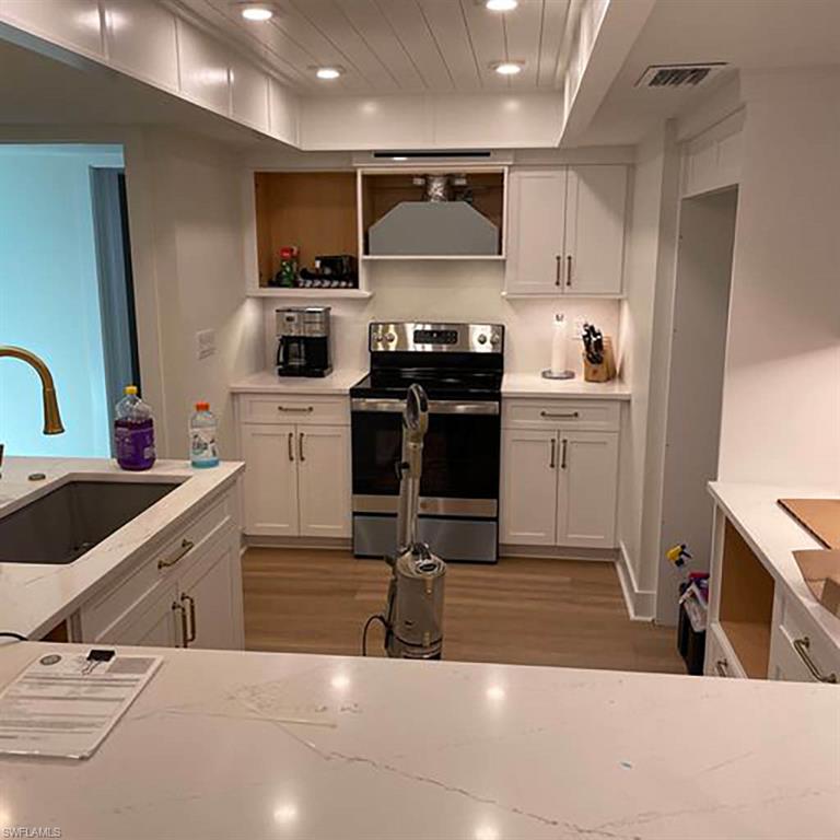 ATRIUM CONDO - Residential