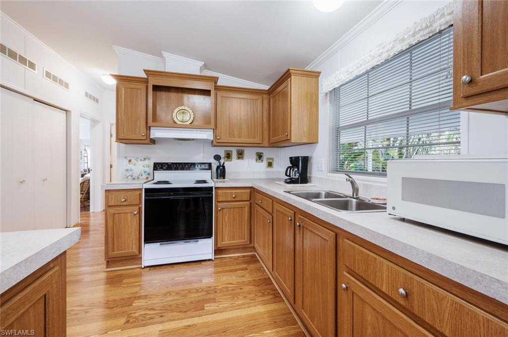 RIVIERA COLONY GOLF ESTATES - Residential