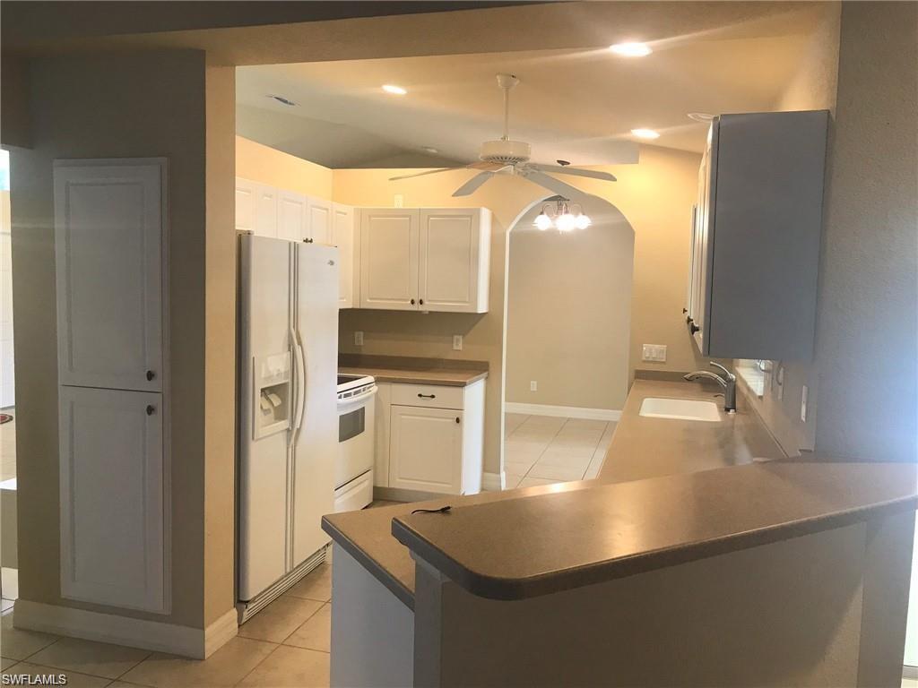 CAPE CORAL - Residential Lease