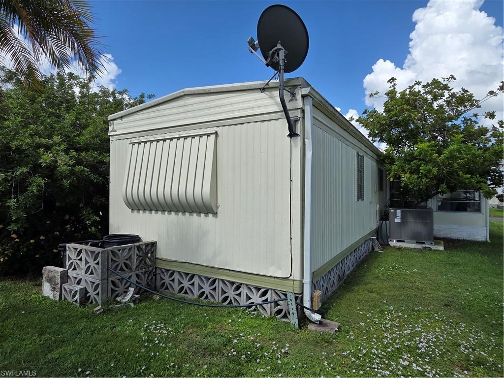 LAZY DAYS MOBILE VILLAGE - Residential