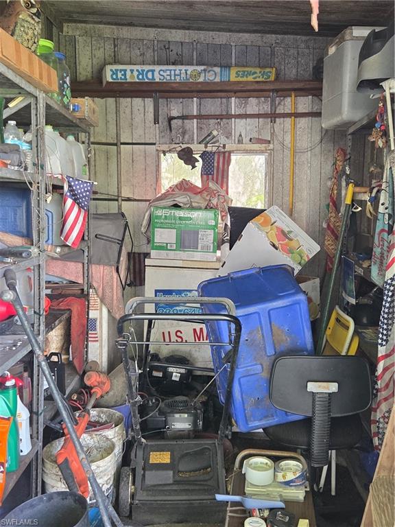 LAZY DAYS MOBILE VILLAGE - Residential