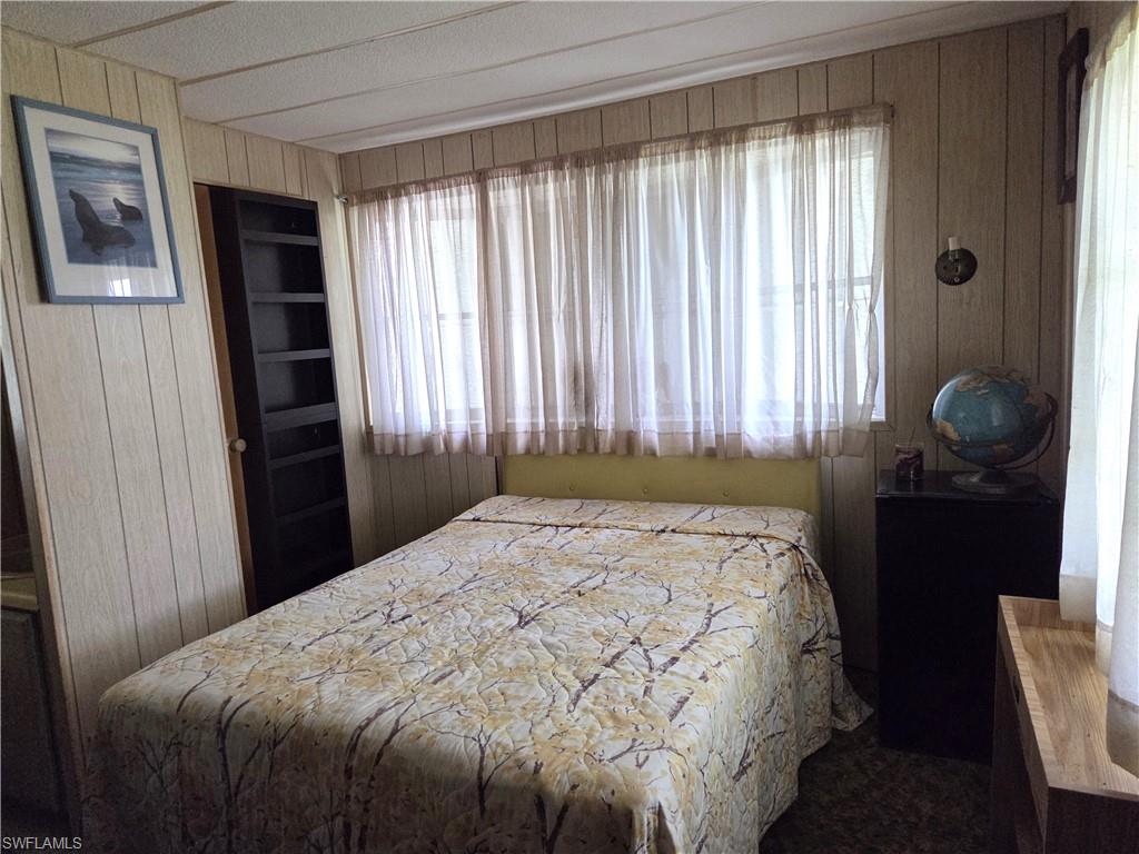 LAZY DAYS MOBILE VILLAGE - Residential