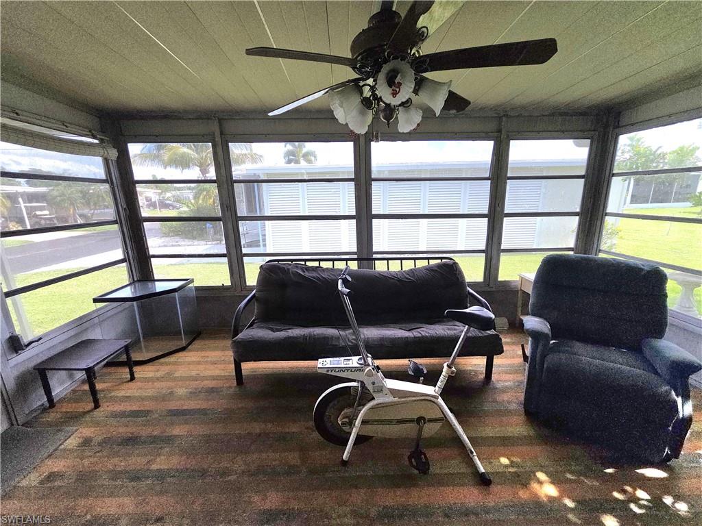 LAZY DAYS MOBILE VILLAGE - Residential