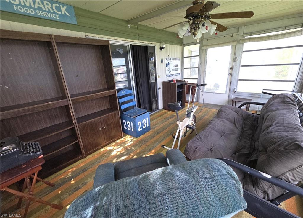 LAZY DAYS MOBILE VILLAGE - Residential