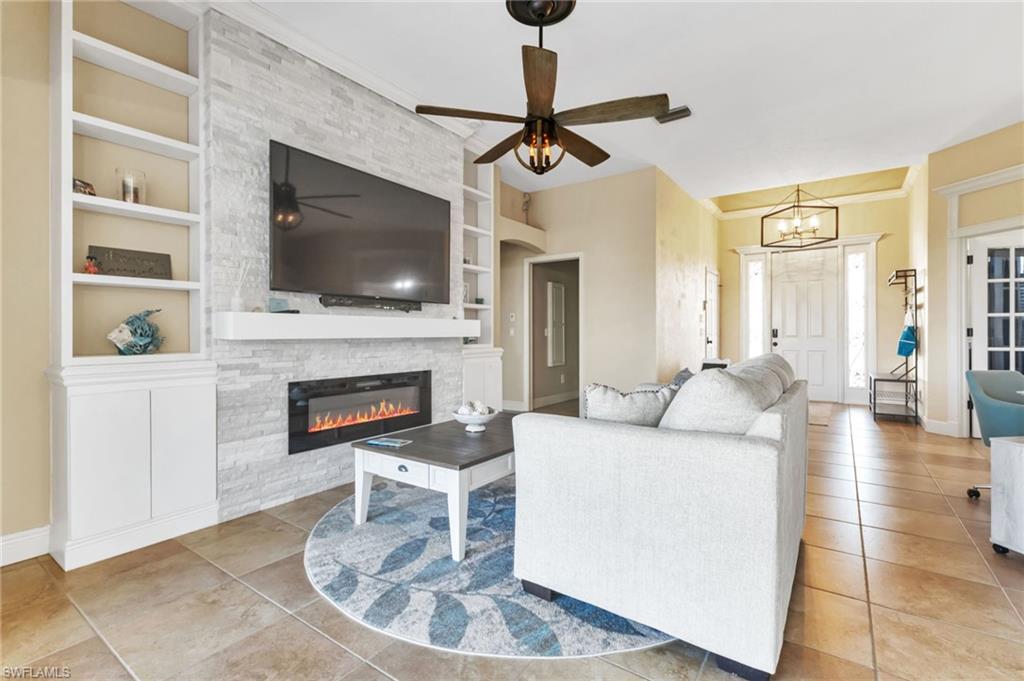 SOUTH GULF COVE - Residential