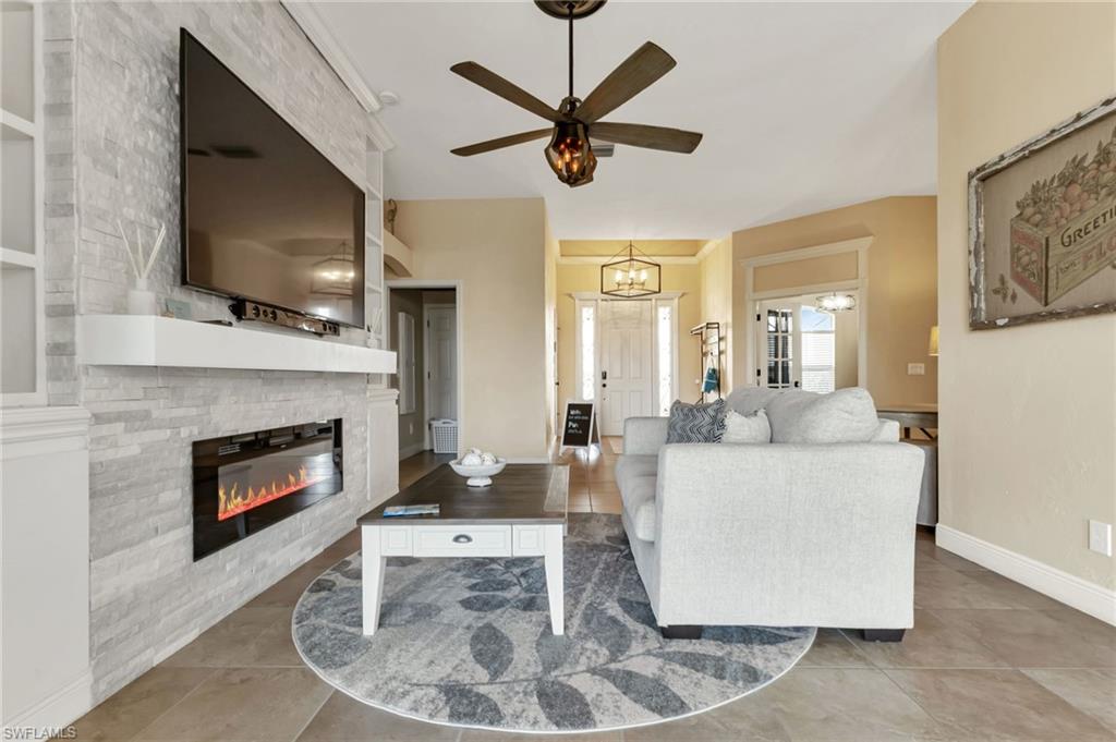 SOUTH GULF COVE - Residential