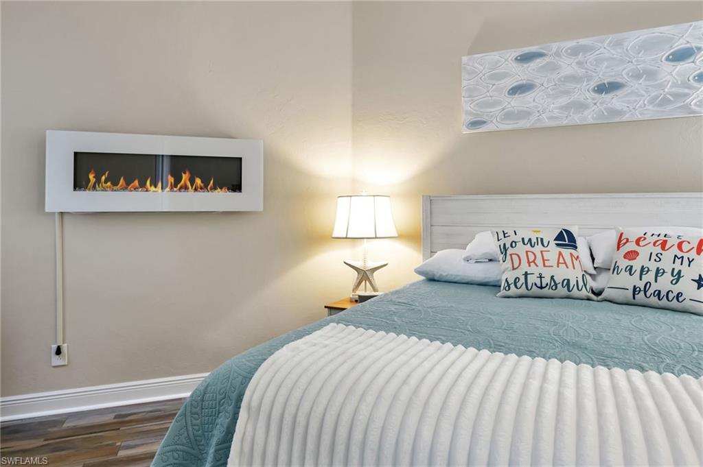 SOUTH GULF COVE - Residential