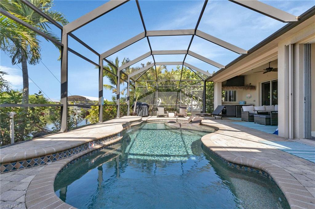 SOUTH GULF COVE - Residential