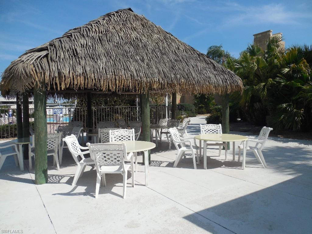 SEVEN LAKES - Residential