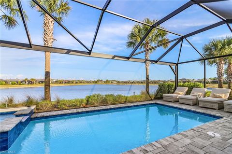 2073 Yellowfin CIR NAPLES FL 34114